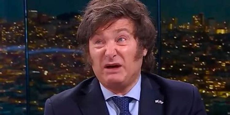 ¡Gobierno de Milei Desembolsa más de 30 Millones en Encuestas!