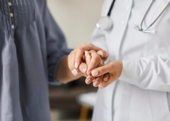 Proyecto para implementar seguro provincial de salud ante recortes nacionales