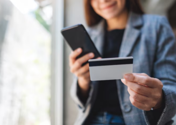 Nuevas medidas para pagos en dólares: las claves del sistema bimonetario que prepara el Gobierno