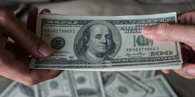 El Banco Central vendió USD 84 millones y las reservas siguen cayendo